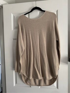 Michael Kors Oversized Scoop-Neck Sweater in Light Taupe